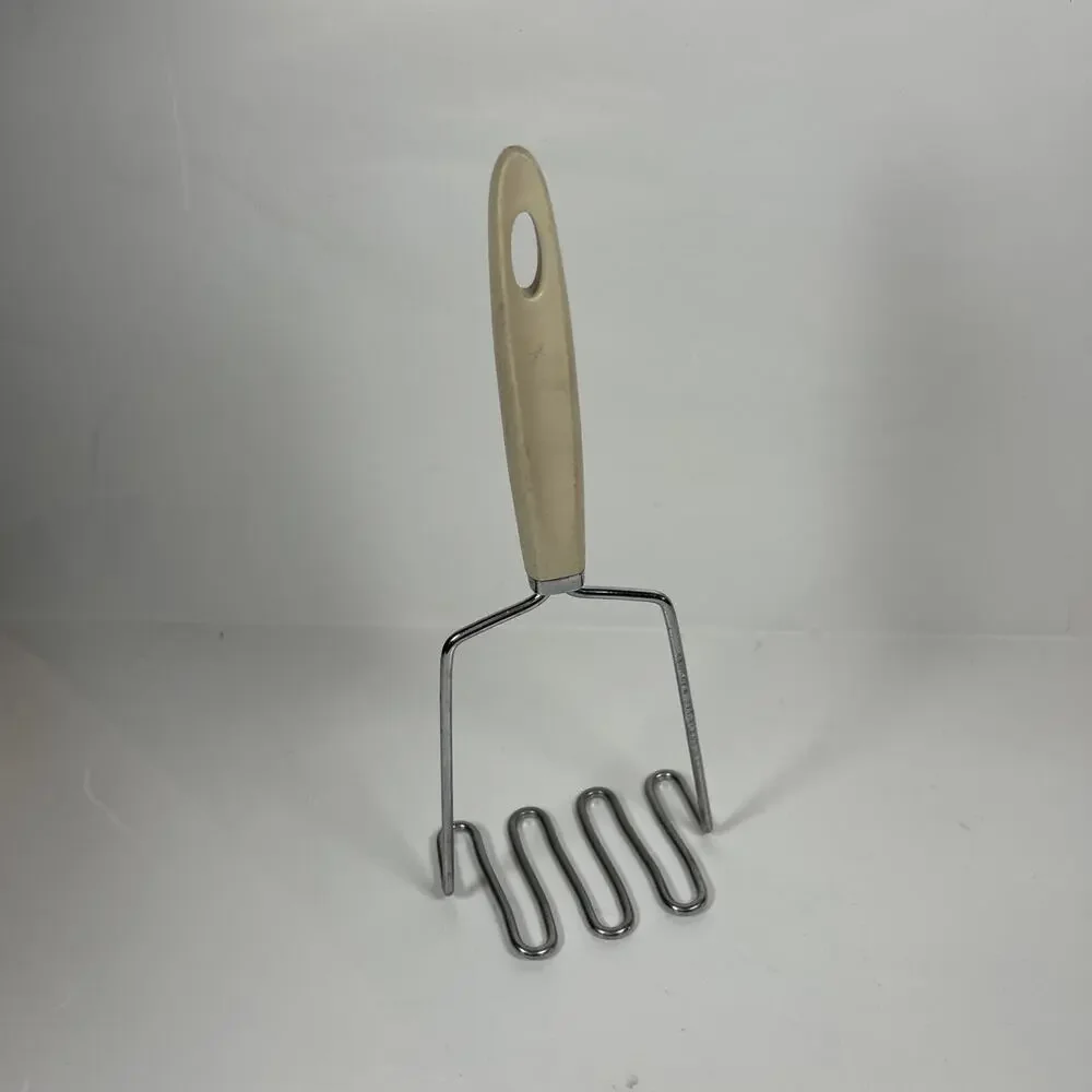 CUTE VTG Androck Stainless USA potato masher floral tan pink Cottagecore RARE